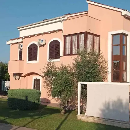 Apartment In Privlaka/Zadar Riviera 7841